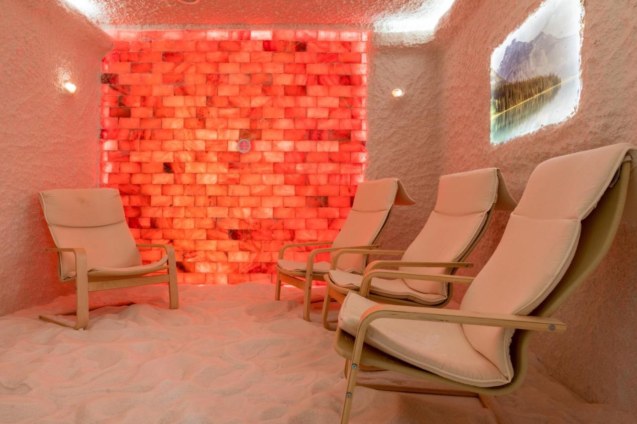 Santé SPA Hotel Velingrado Exterior foto Salt room
